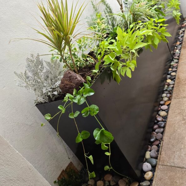 Jardineria Concreto Metal